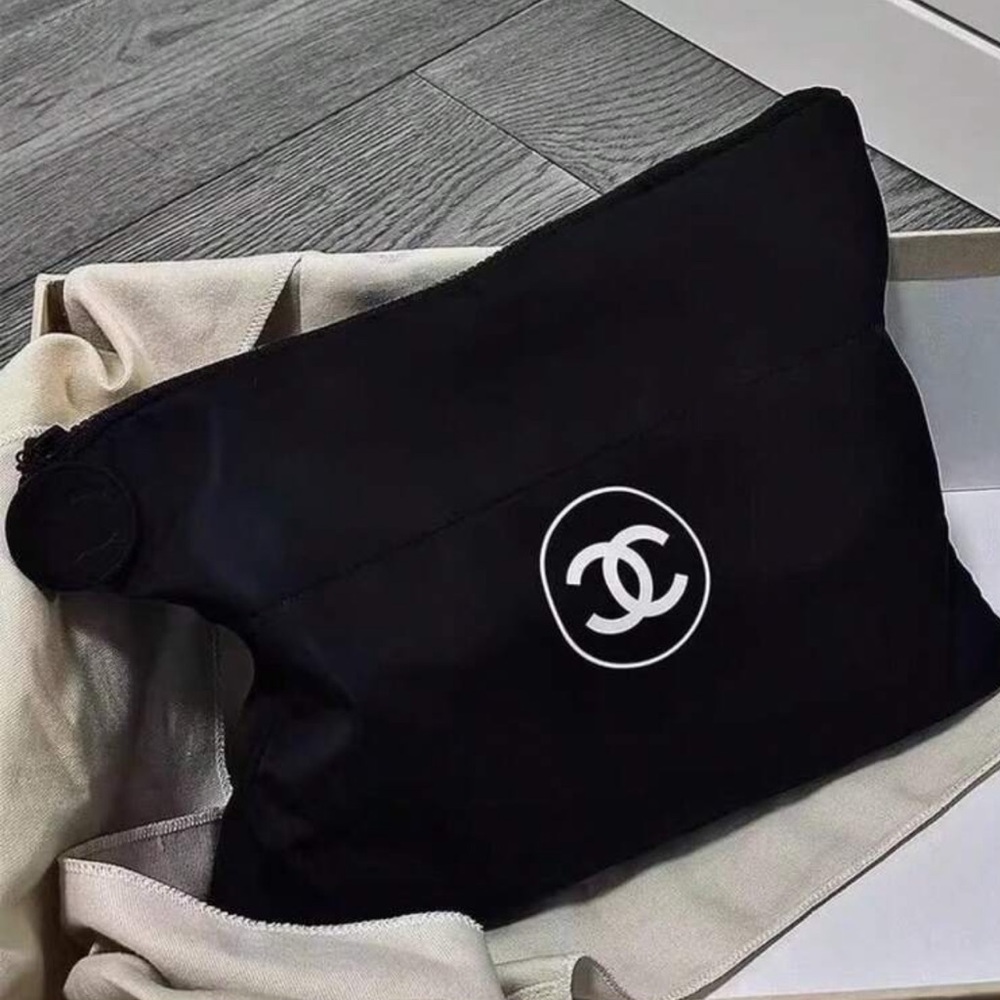 New GWP CC nylon cosmetic case